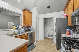 6700 Greenleaf Dr, North Richland Hills, TX 76182 - Photo 10
