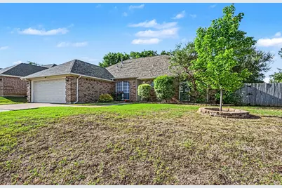 6700 Greenleaf Drive, North Richland Hills, TX 76182 - Photo 2