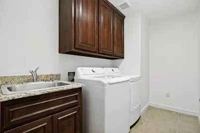 204 Captains Court, Granbury, TX 76049 - Photo 24