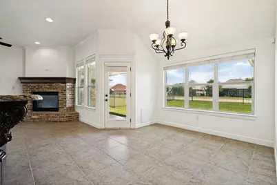 204 Captains Court, Granbury, TX 76049 - Photo 6