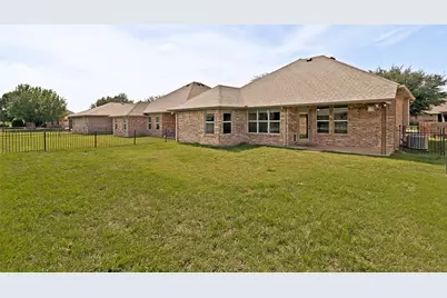 204 Captains Court, Granbury, TX 76049 - Photo 26