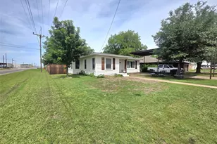 101 Mel St, Winters, TX 79567 - Photo 8