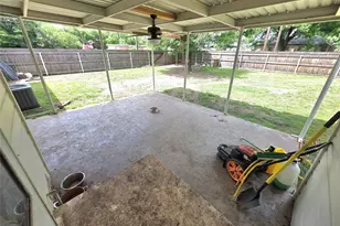 101 Mel St, Winters, TX 79567 - Photo 14