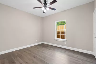 913 Pease River Drive, Granbury, TX 76048 - Photo 26