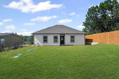 913 Pease River Drive, Granbury, TX 76048 - Photo 38