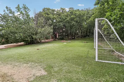 9205 Old Cross Timbers Road, Flower Mound, TX 75022 - Photo 32