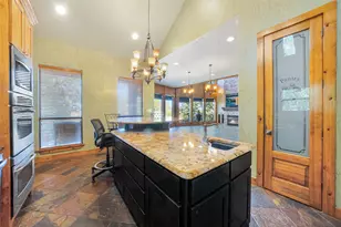 9205 Old Cross Timbers Rd, Flower Mound, TX 75022 - Photo 12