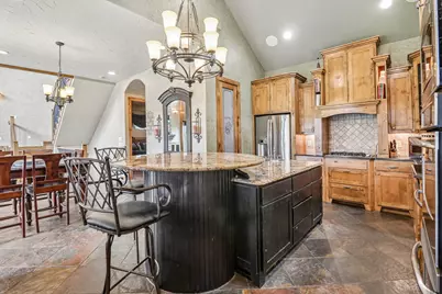 9205 Old Cross Timbers Road, Flower Mound, TX 75022 - Photo 8