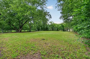 5555 Pinson St, Fort Worth, TX 76119 - Photo 22