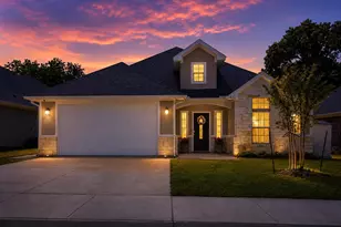 612 N Frisco Rd, Sherman, TX 75090 - Photo 1