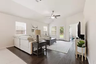 817 Smothermon Farm Rd, Little Elm, TX 75068 - Photo 12