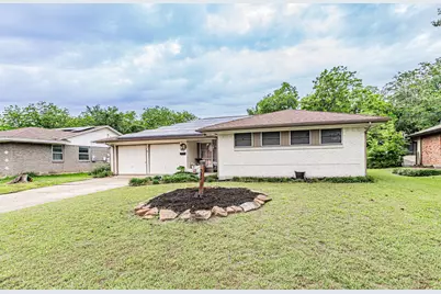 327 Harman Street, Duncanville, TX 75116 - Photo 2