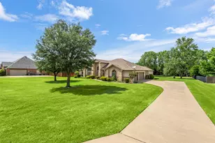 6831 Brooke Blvd, Midlothian, TX 76065 - Photo 2
