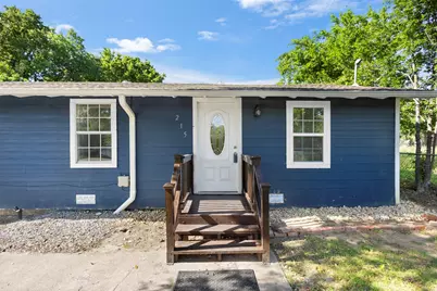 215 E 3rd Street, Ferris, TX 75125 - Photo 2