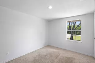 215 E 3rd St, Ferris, TX 75125 - Photo 8
