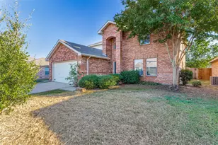 1145 Maplewood Ln, Crowley, TX 76036 - Photo 2