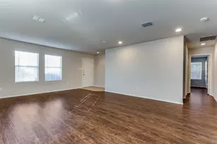 1145 Maplewood Ln, Crowley, TX 76036 - Photo 4