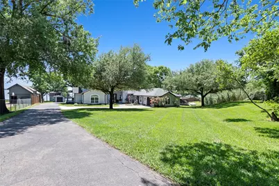 1301 Oak Hill Drive, Kemp, TX 75143 - Photo 38