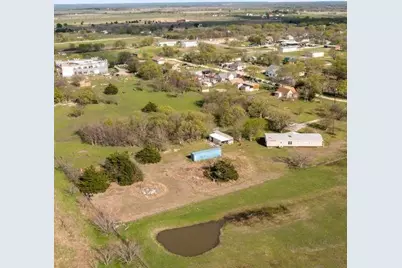 320 Gamble Street, Emhouse, TX 75110 - Photo 2