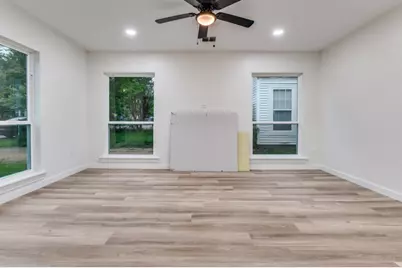 6808 Wofford Avenue, Dallas, TX 75227 - Photo 12