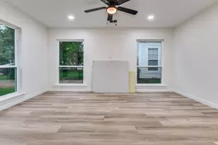 6808 Wofford Ave, Dallas, TX 75227 - Photo 12