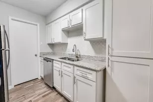 649 Timberline Dr, Hurst, TX 76053 - Photo 20