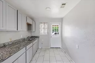 1303 Stone Dr, Irving, TX 75061 - Photo 16