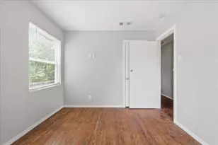 1303 Stone Dr, Irving, TX 75061 - Photo 26