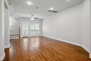 1316 Palm Canyon Dr, Dallas, TX 75204 - Photo 8