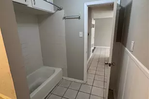 3879 Freddie St, Fort Worth, TX 76119 - Photo 14