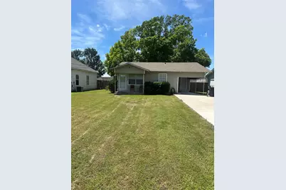 1711 Redwood Drive, Cleburne, TX 76033 - Photo 2