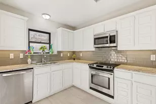4010 Rive Ln, Addison, TX 75001 - Photo 6