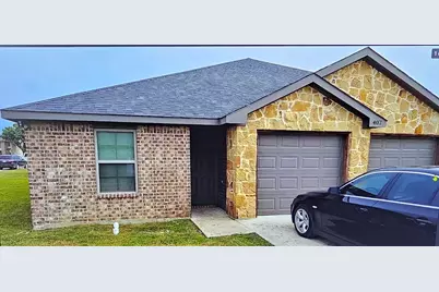 407 W Criner Street, Grandview, TX 76050 - Photo 1