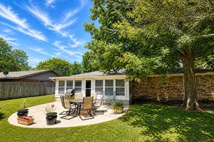 1207 Friona St, Bowie, TX 76230 - Photo 4