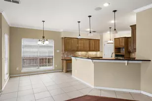 7020 Ridge Crest Dr, North Richland Hills, TX 76182 - Photo 4