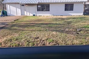 603 E 10th St, Kemp, TX 75143 - Photo 1