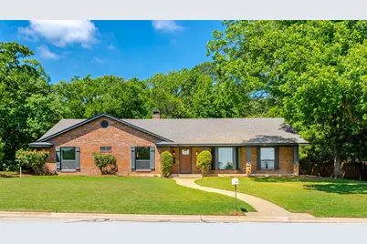 101 Hollyhill Lane, Denton, TX 76205 - Photo 38