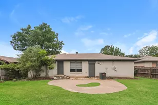 1718 Joan Dr, Dallas, TX 75217 - Photo 20