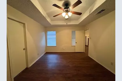 5703 Sterling Green Trail, Arlington, TX 76017 - Photo 12