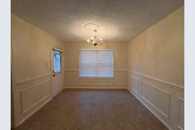 5703 Sterling Green Trail, Arlington, TX 76017 - Photo 10
