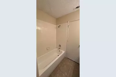 5703 Sterling Green Trail, Arlington, TX 76017 - Photo 20