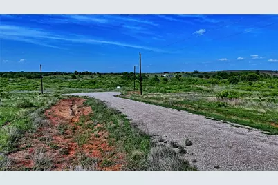 000 Longview Lane, Bowie, TX 76230 - Photo 10