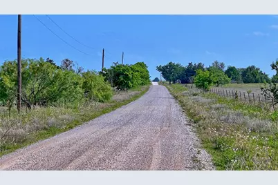000 Longview Lane, Bowie, TX 76230 - Photo 22