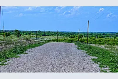 000 Longview Lane, Bowie, TX 76230 - Photo 24
