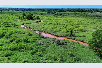 000 Longview Lane, Bowie, TX 76230 - Photo 1