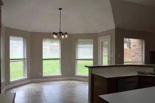 2305 Hickory Leaf Ln, Flower Mound, TX 75022 - Photo 10