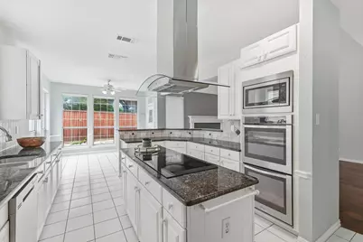 4001 Mayflower Lane, Plano, TX 75024 - Photo 6
