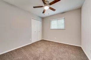 2122 Foxcroft Ln, Arlington, TX 76014 - Photo 16