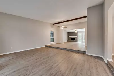 2122 Foxcroft Lane, Arlington, TX 76014 - Photo 4