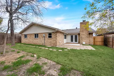 2122 Foxcroft Lane, Arlington, TX 76014 - Photo 20